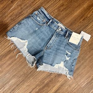 Abercrombie & Fitch Mom Shorts